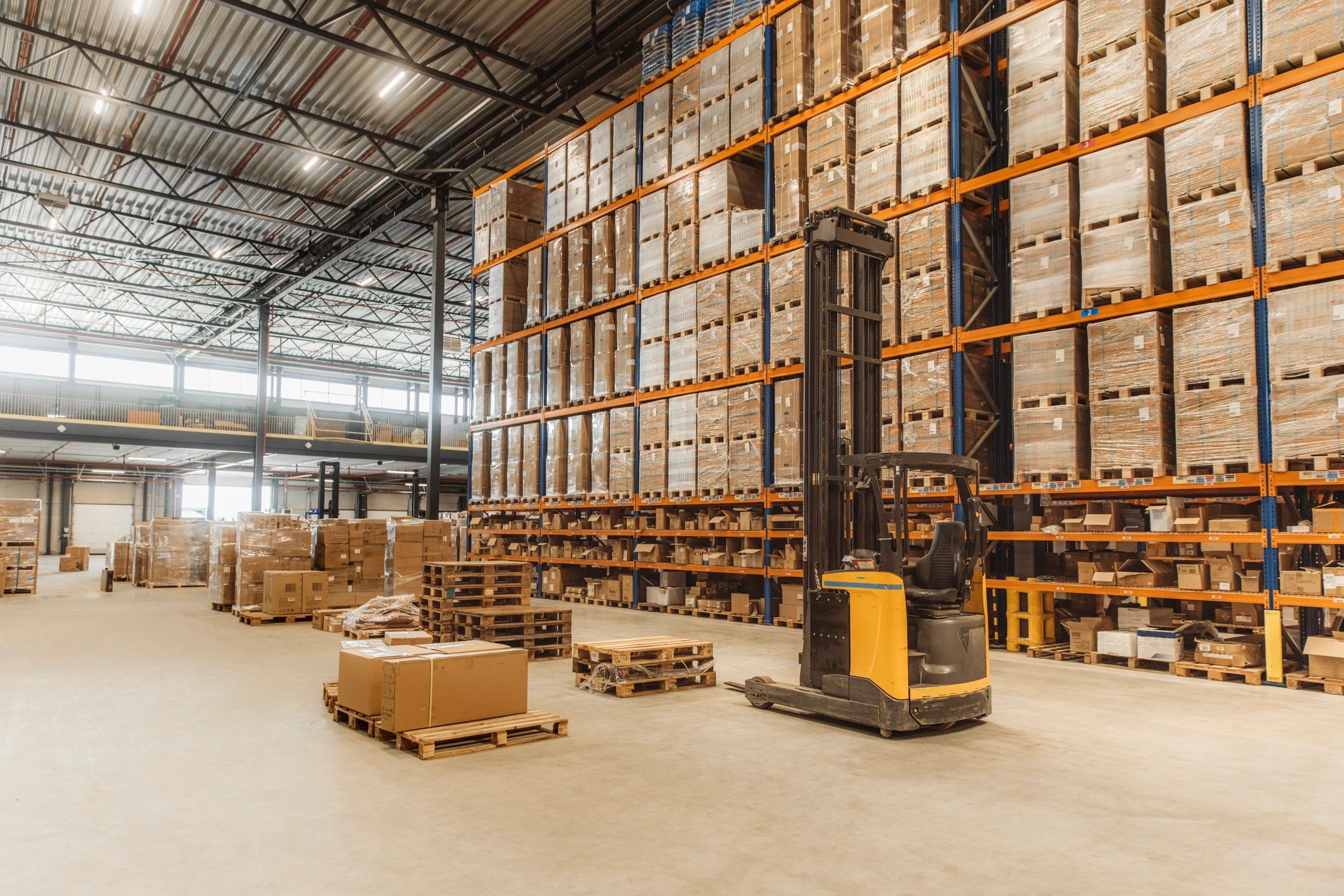 Mono EHT warehouse and product storage